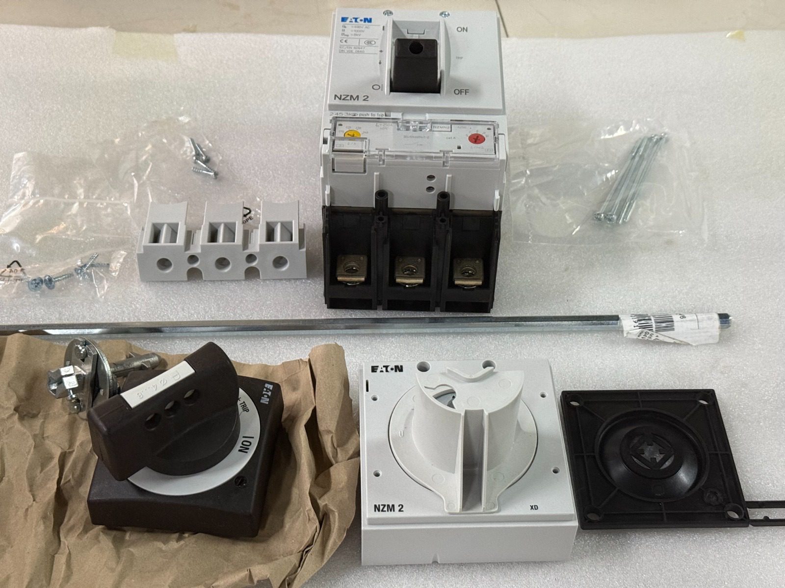 CIrcuit Braker MOELLER NMZ 2 , NMZ3 y NMZ 4