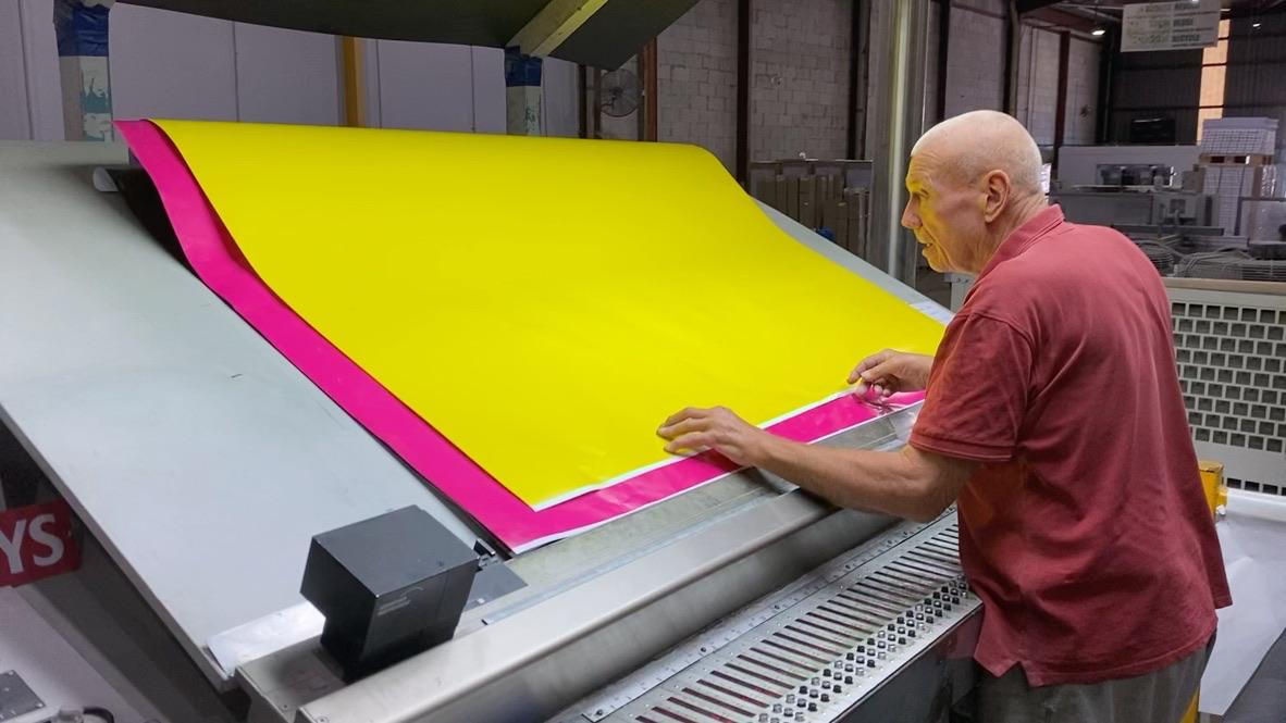 Man Roland R806/7+L 114 x 162cm maquina de impresion offset en venta - Image 9