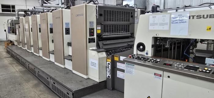 Mitsubishi D3000LS-6+TC+ED año 2002 impresion offset 6 colores en linea mas barniz - Image 3